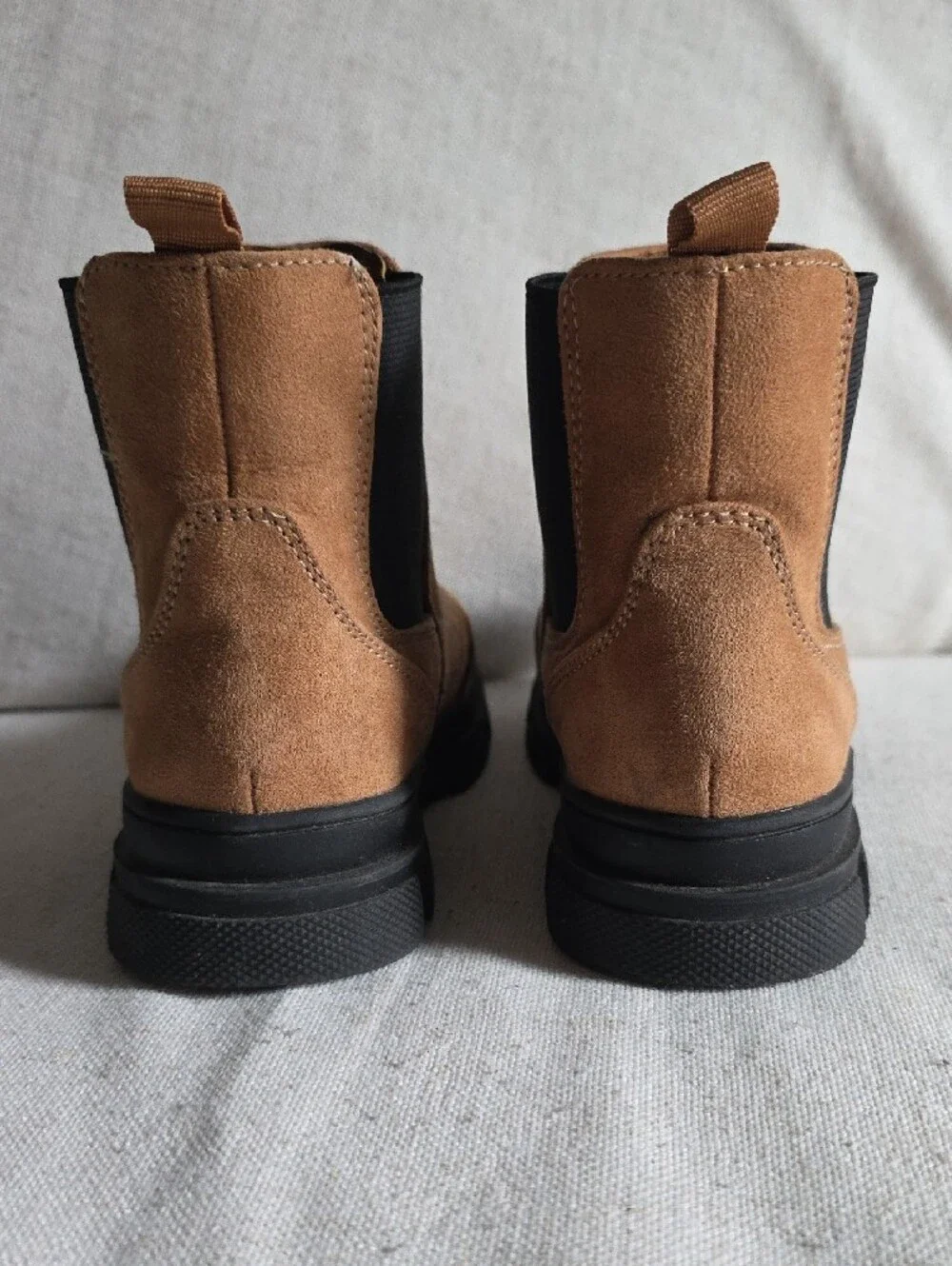 Old Navy classic tan